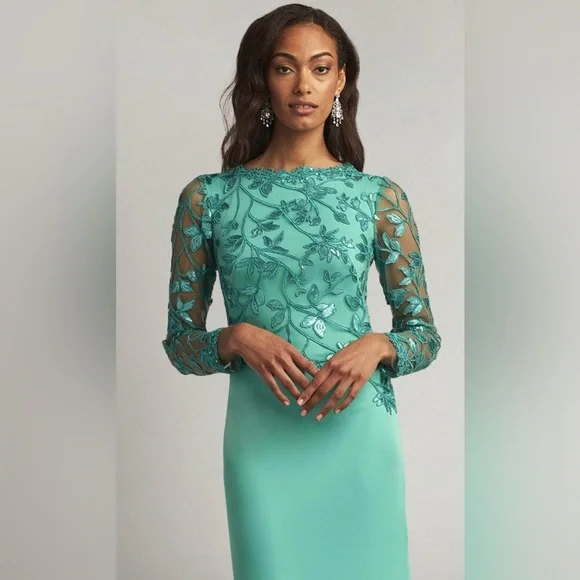 TADASHI SHOJI ILLUSION SLEEVE FOLIAGE LACE EVENING GOWN